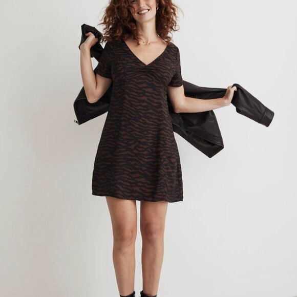 Madewell VNeck Mini Dress in Abstract Animal Brown/Black Size 14 NWT Style NO114 - Picture 6 of 6